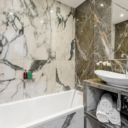 Appartement Luxury 4 Bedrooms 4 Bathrooms In Le Marais Paris